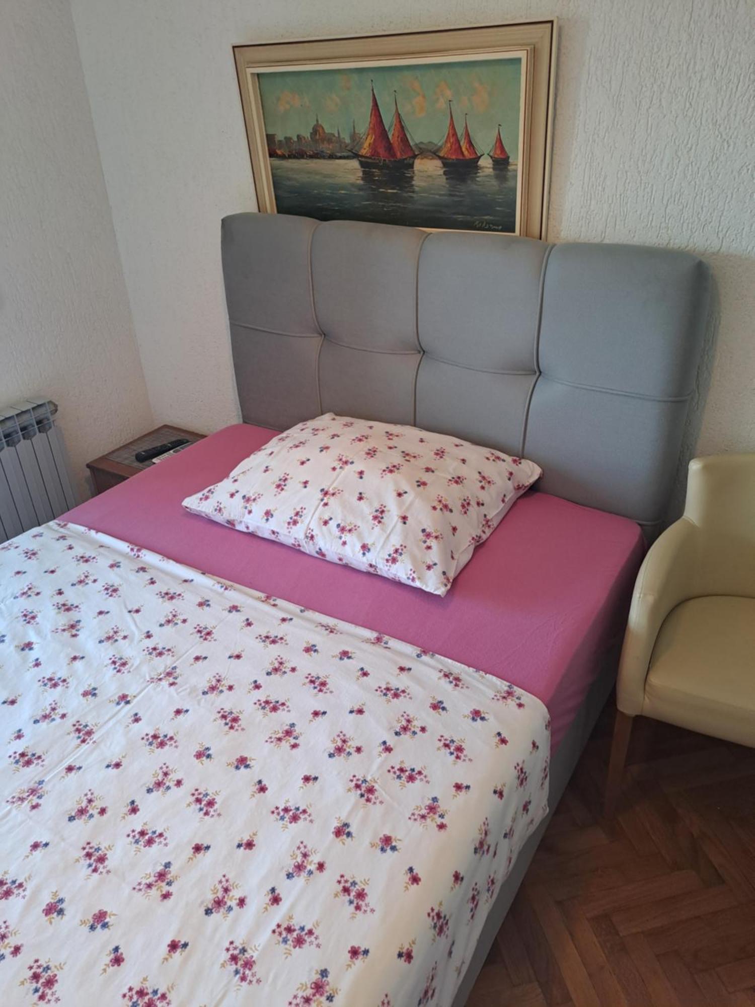 Apartament Romansa